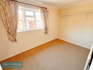 Bedroom- click for photo gallery